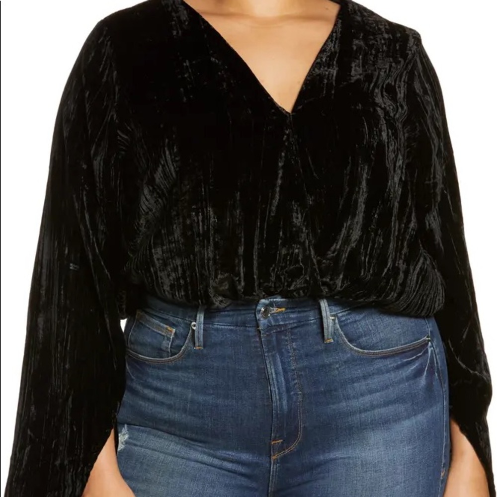 Good American bodysuit size 5.  ( XXL )